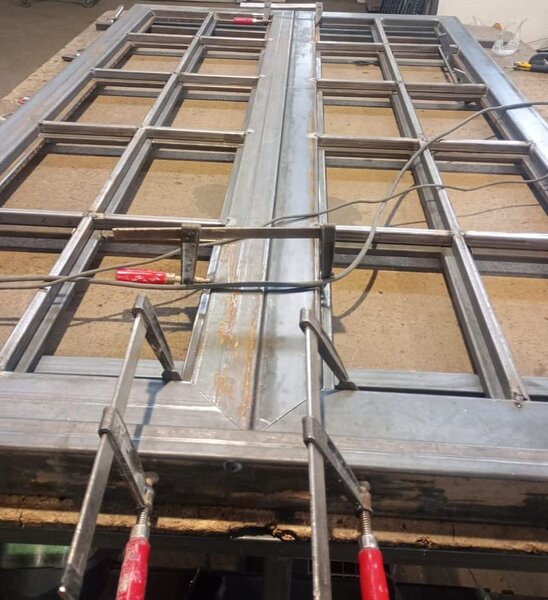 Confectii metalice, porti, garduri, balustrade, sudor lacatus.