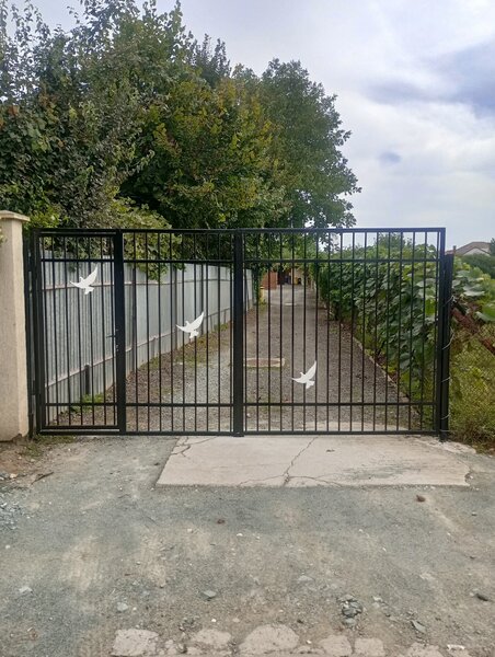 Confectii metalice, porti, garduri, balustrade, sudor lacatus.